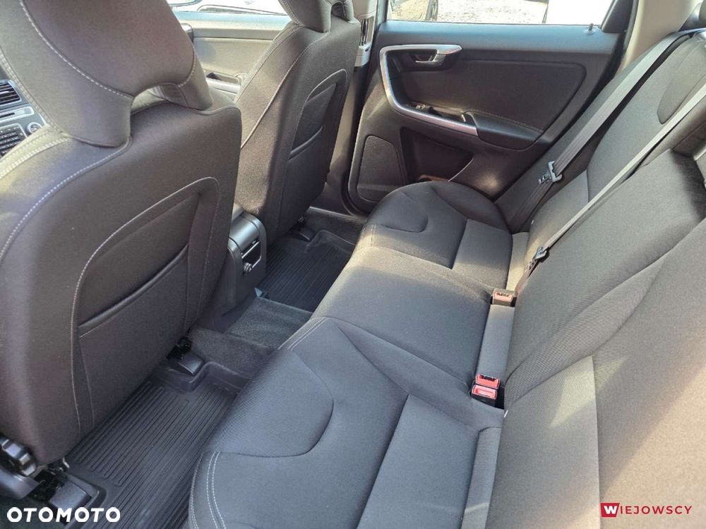 Volvo XC 60 - 16