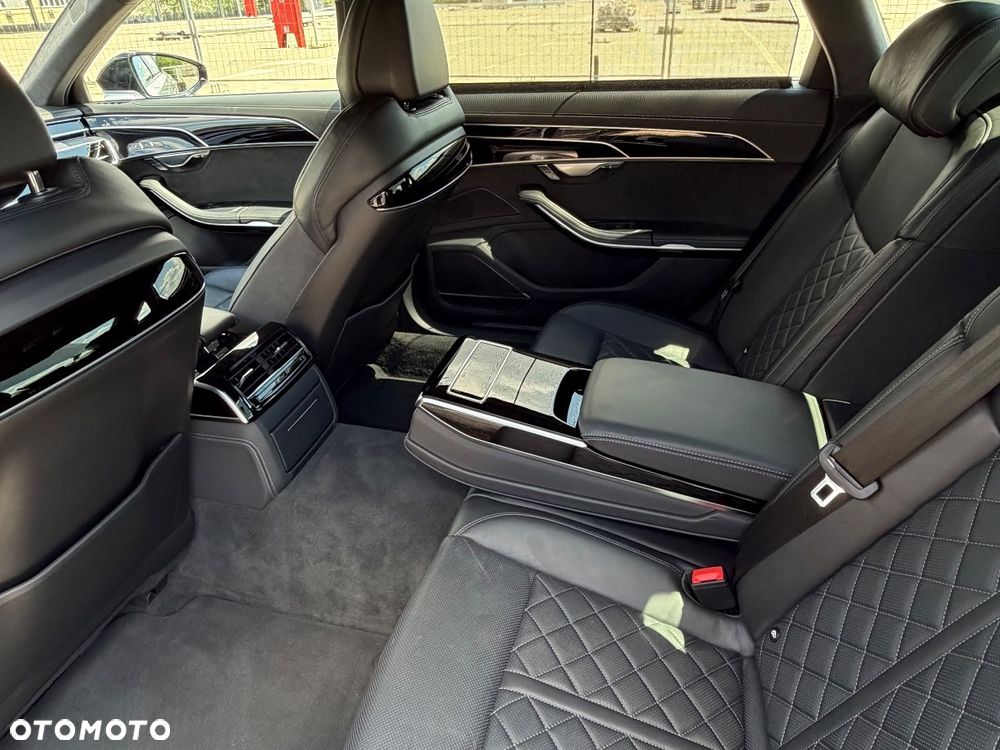 Audi S8 TFSI quattro tiptronic - 23
