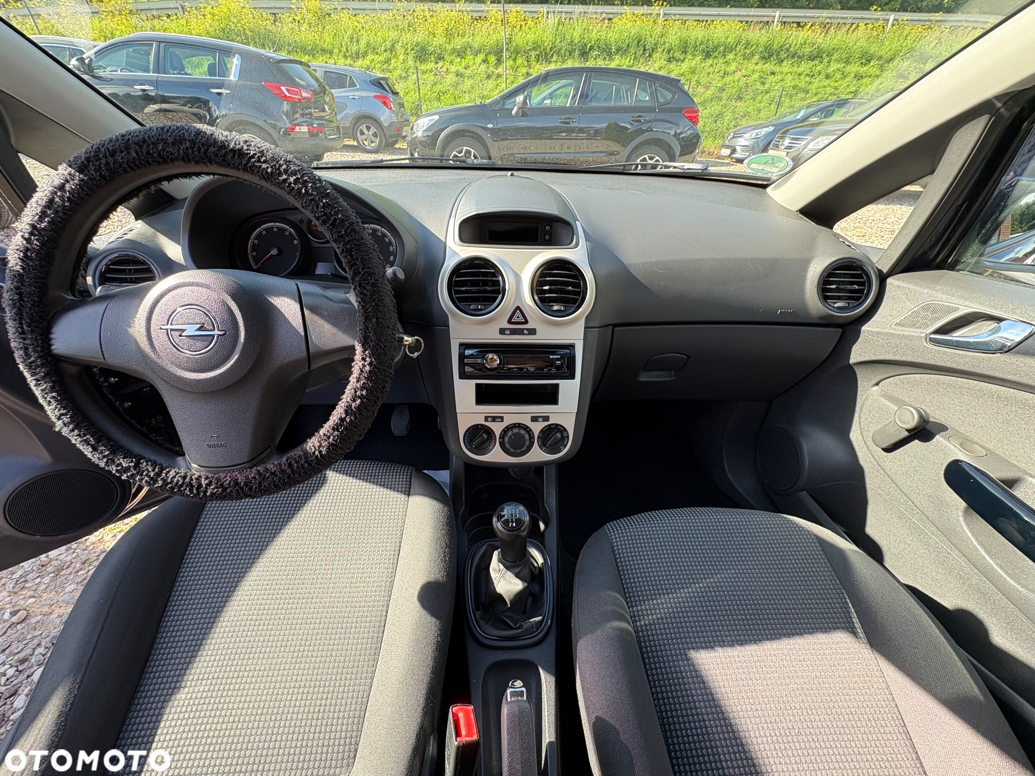 Opel Corsa 1.2 16V Essentia - 13
