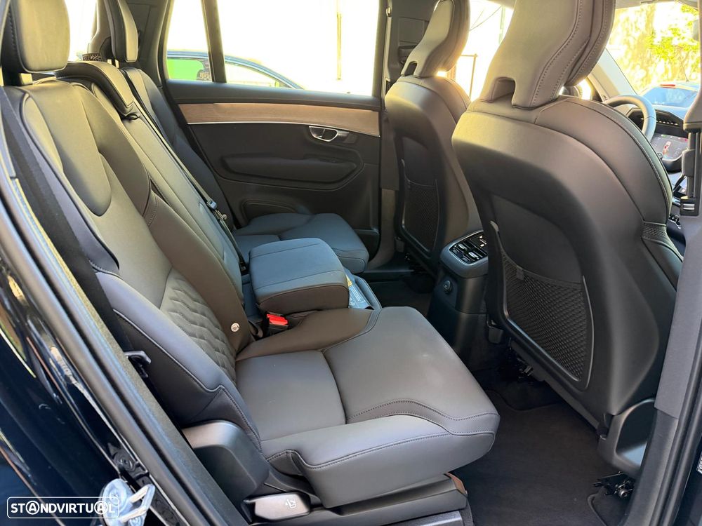 Volvo XC 90 T8 AWD Ultra Black Edition - 17