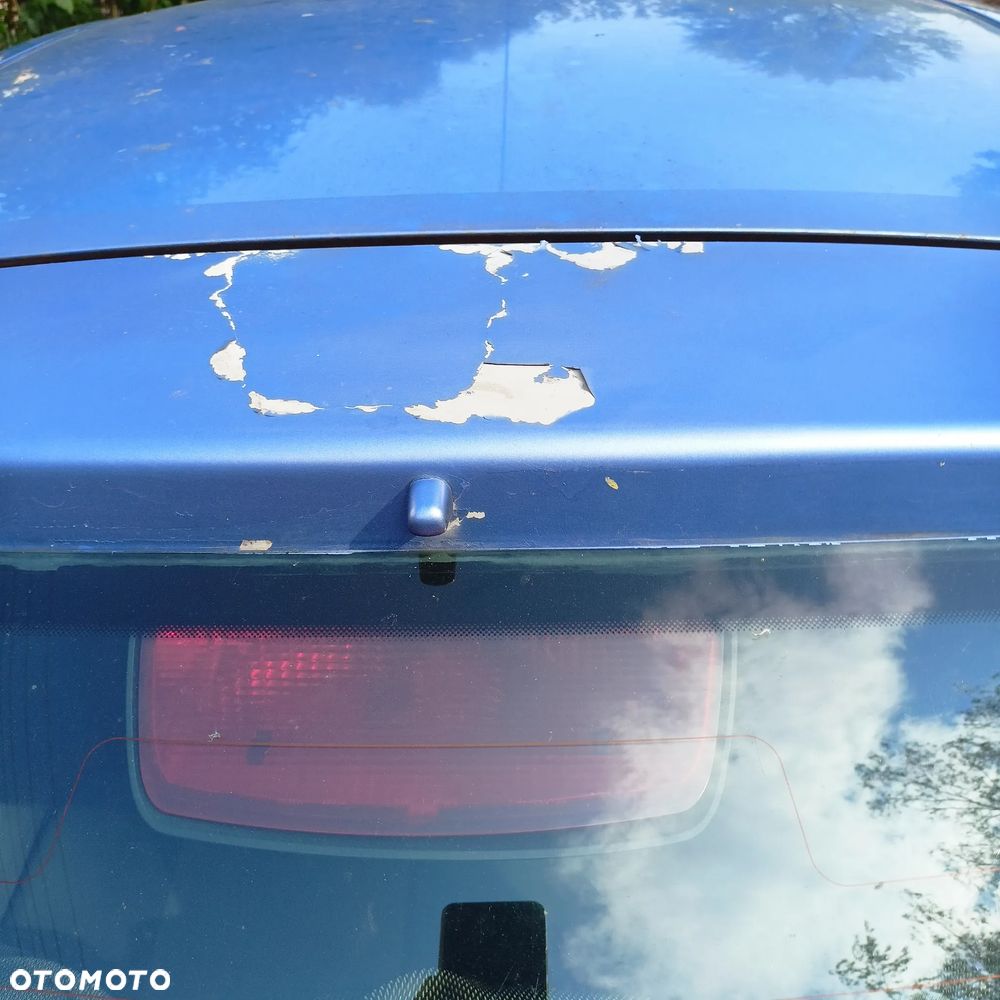 Nissan Micra - 4