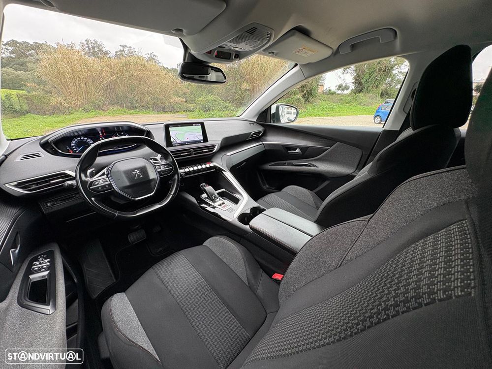 Peugeot 3008 1.5 BlueHDi GT Line EAT8 - 19