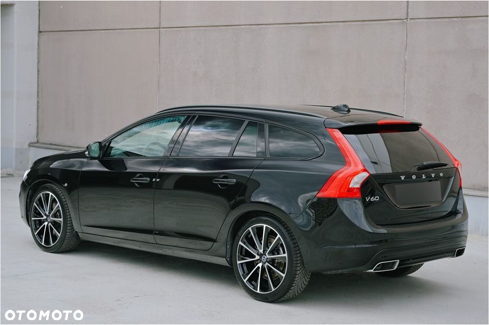 Volvo V60 D3 Drive-E Kinetic - 16