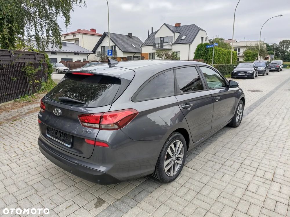 Hyundai i30 i30cw 1.4 Advantage - 4