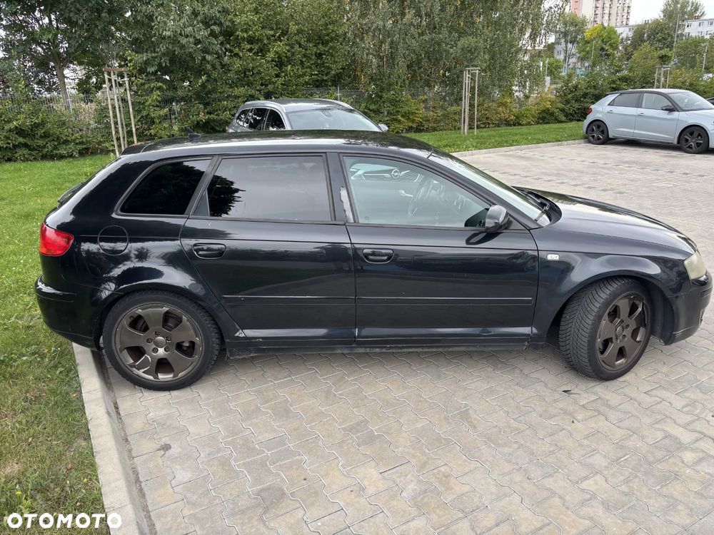 Audi A3 Sportback 1.6 FSI Ambiente - 3