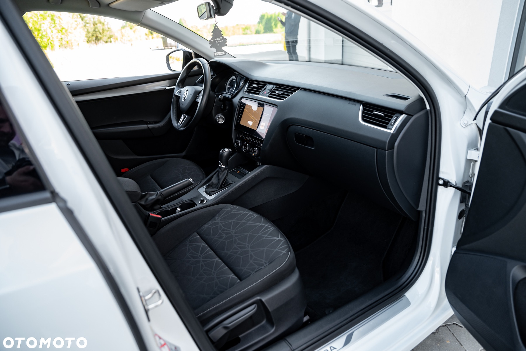 Skoda Octavia 2.0 TSI 4x4 Style DSG - 8