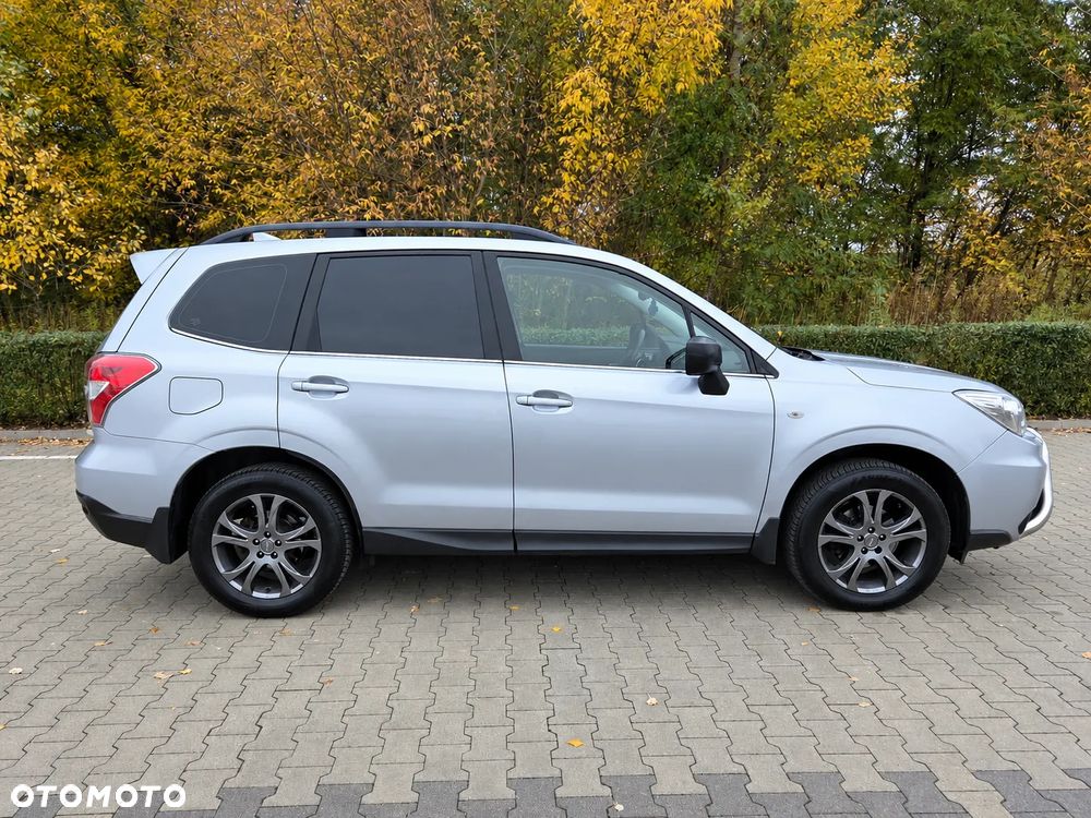 Subaru Forester 2.0i Platinum Lineartronic EU6 - 9