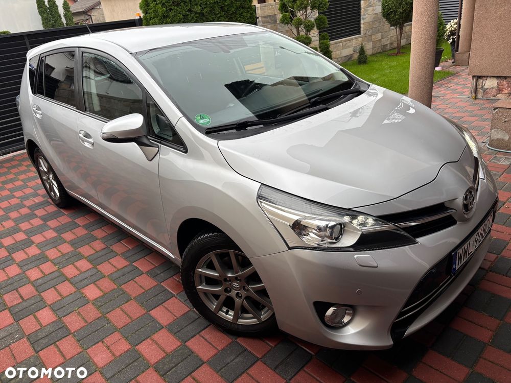 Toyota Verso 1.8 Prestige EU5 MS - 2