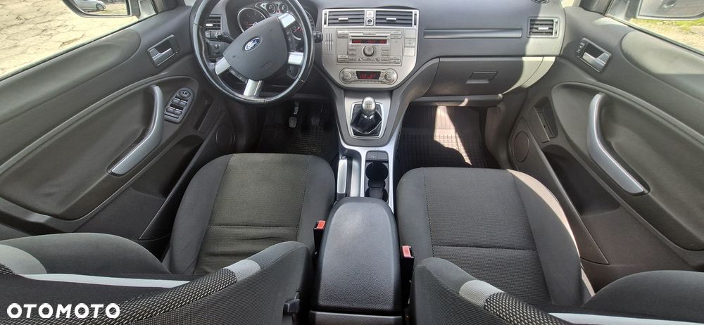 Ford Kuga - 6