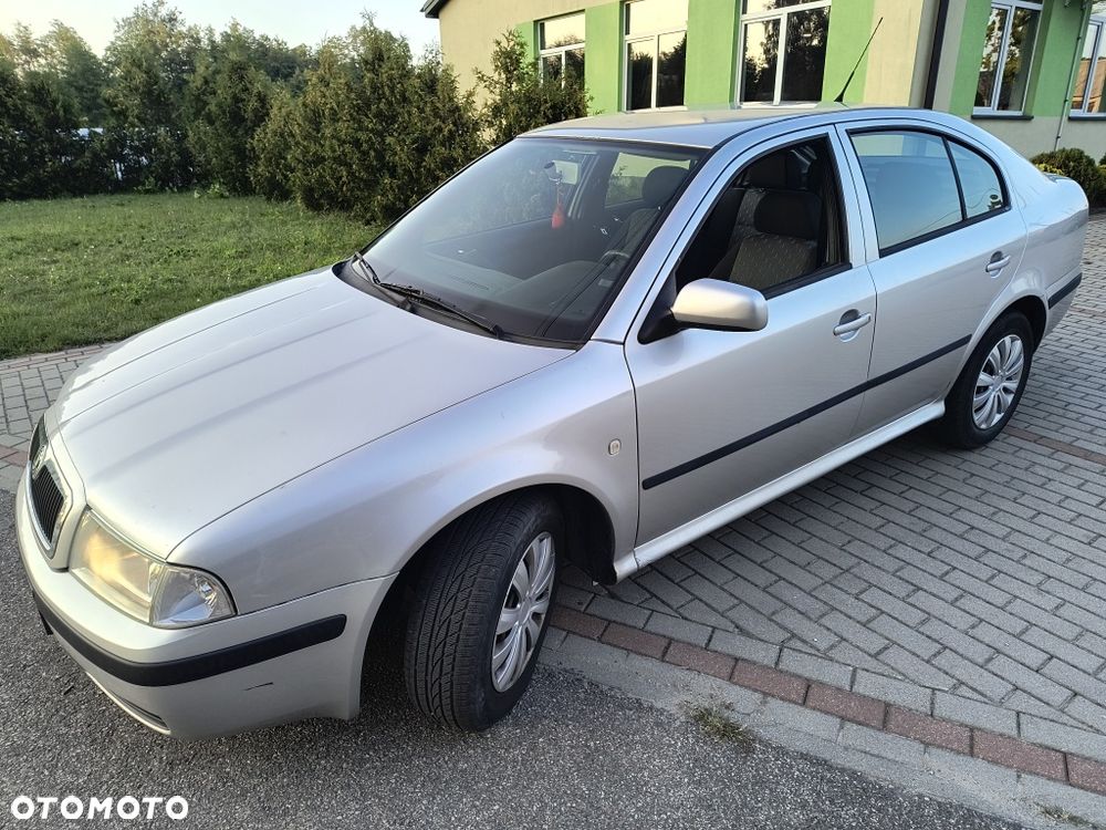 Skoda Octavia - 1