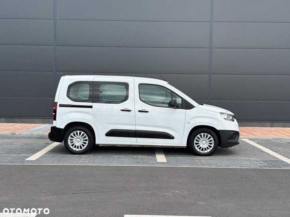 Toyota Proace City Verso 1.2 D-4T Business - 6