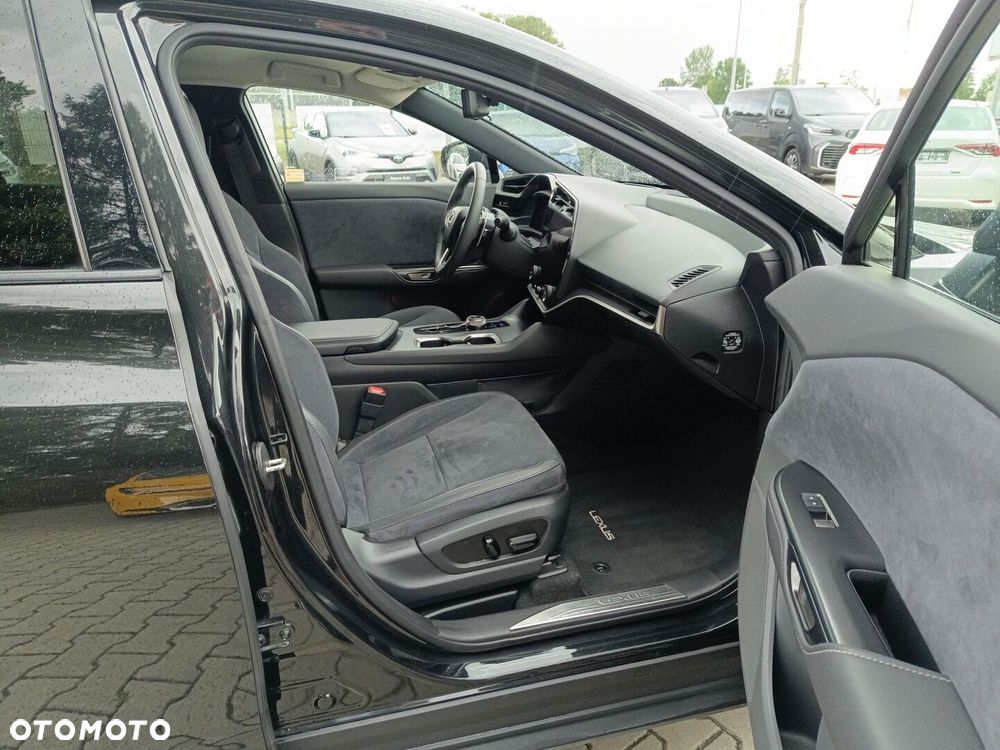 Lexus RZ 450e Omotenashi DIRECT4 - 9