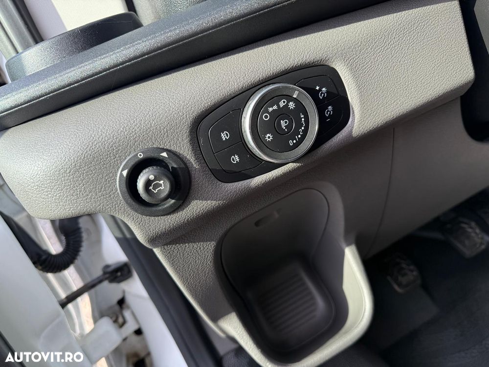 Ford Transit - 10
