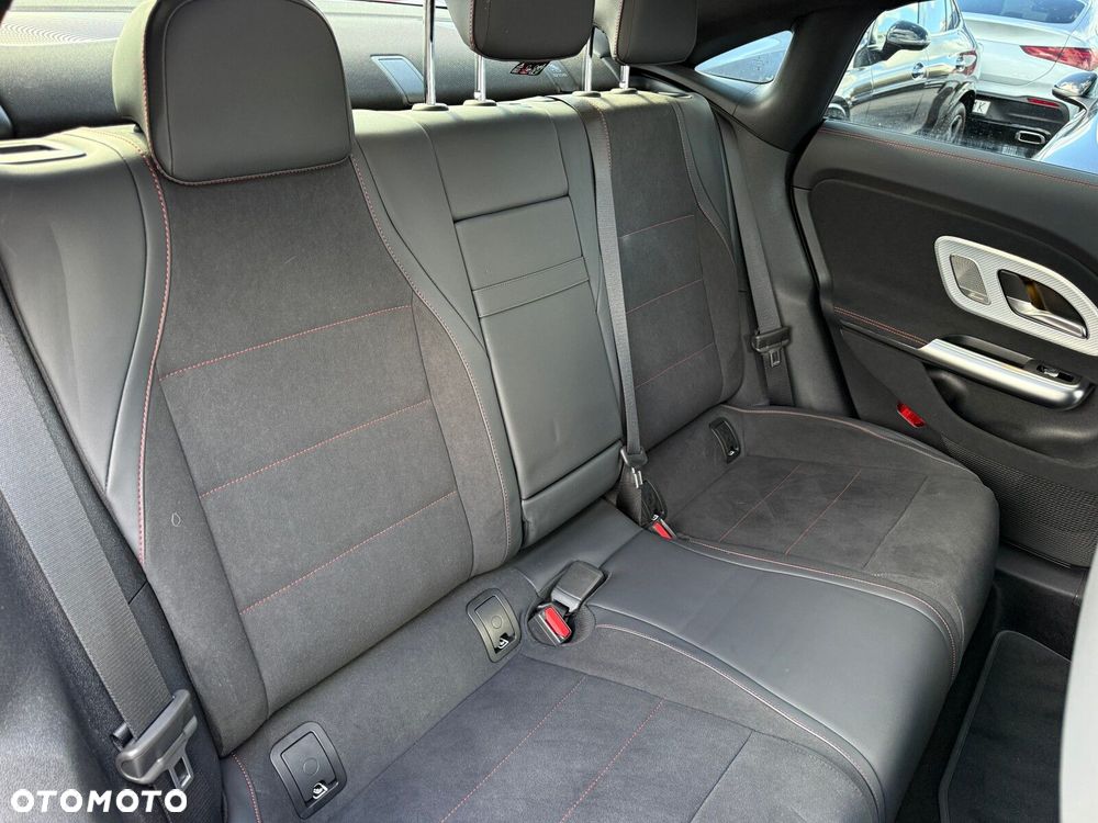 Mercedes-Benz CLA 250+ 85kWh - 31