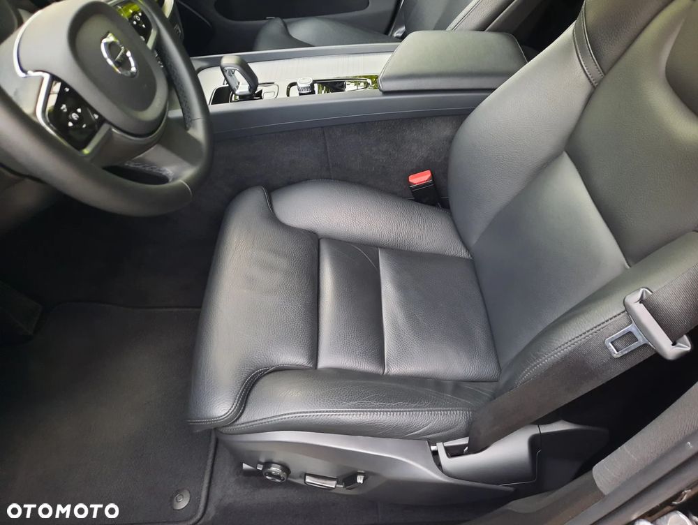 Volvo XC 60 B4 B Inscription - 18