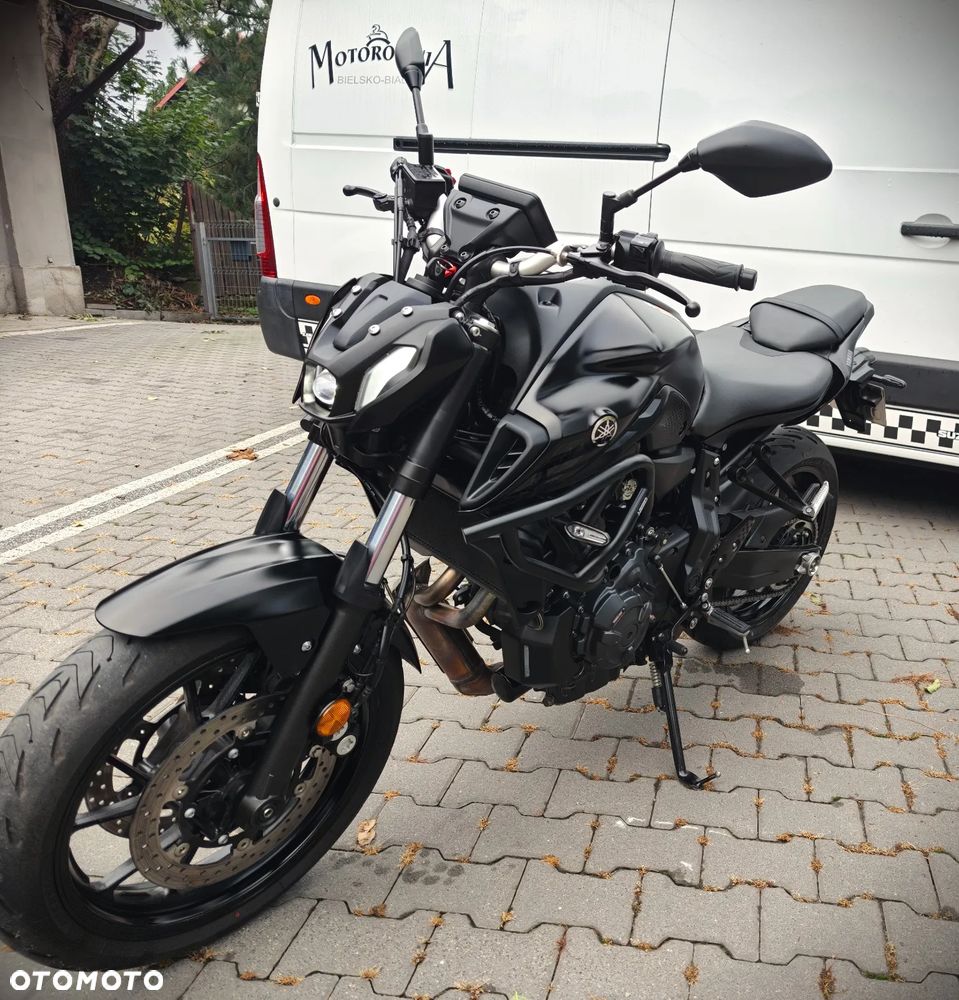 Yamaha MT - 24