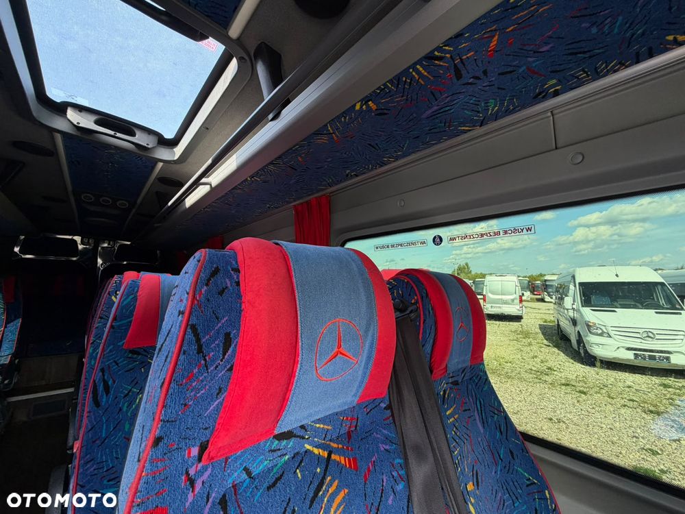 Mercedes-Benz Sprinter 516 - 21