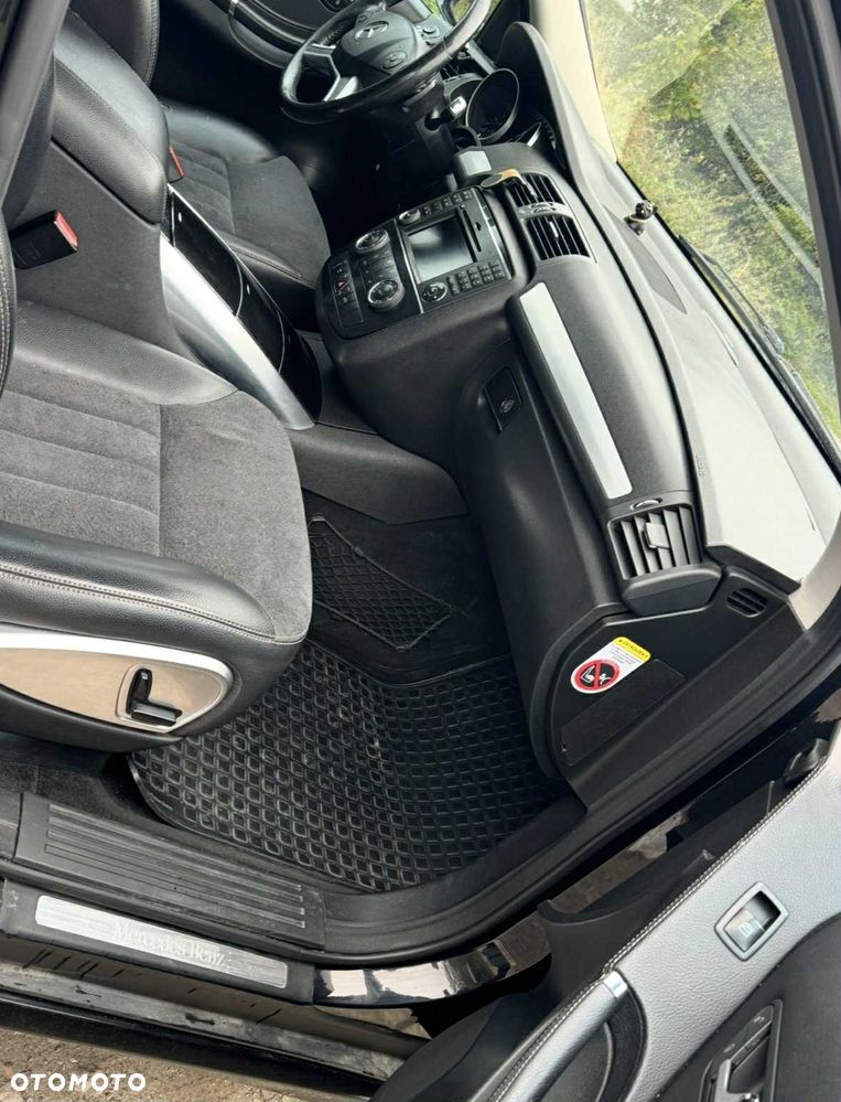 Mercedes-Benz Klasa R 320 CDI 4-Matic - 14