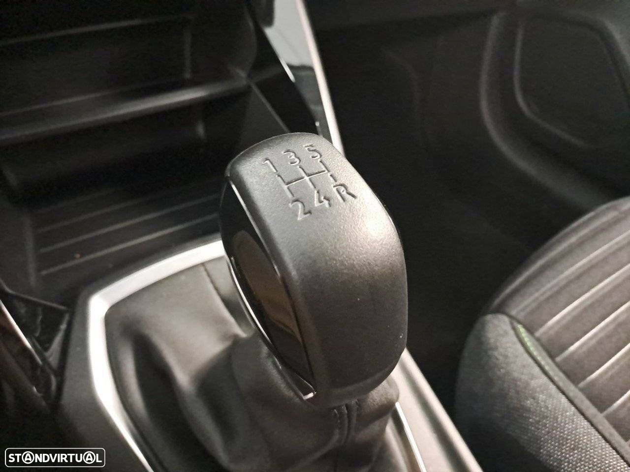 Peugeot 208 1.2 PureTech Active - 18