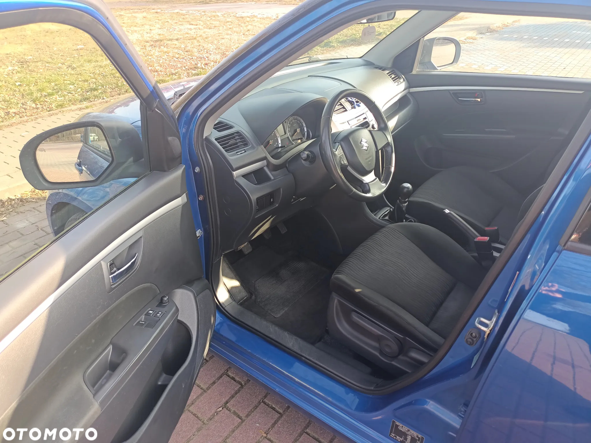 Suzuki Swift - 6