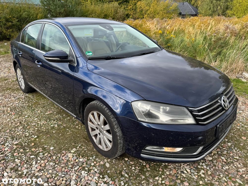 Volkswagen Passat 2013 photo 2