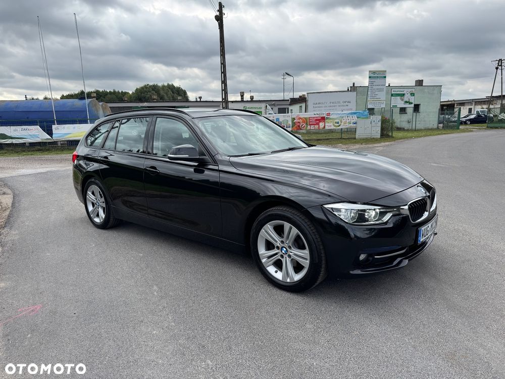 BMW Seria 3 320d xDrive Sport Line - 2