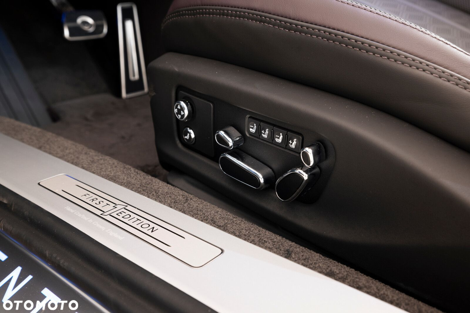 Bentley Continental GT - 16