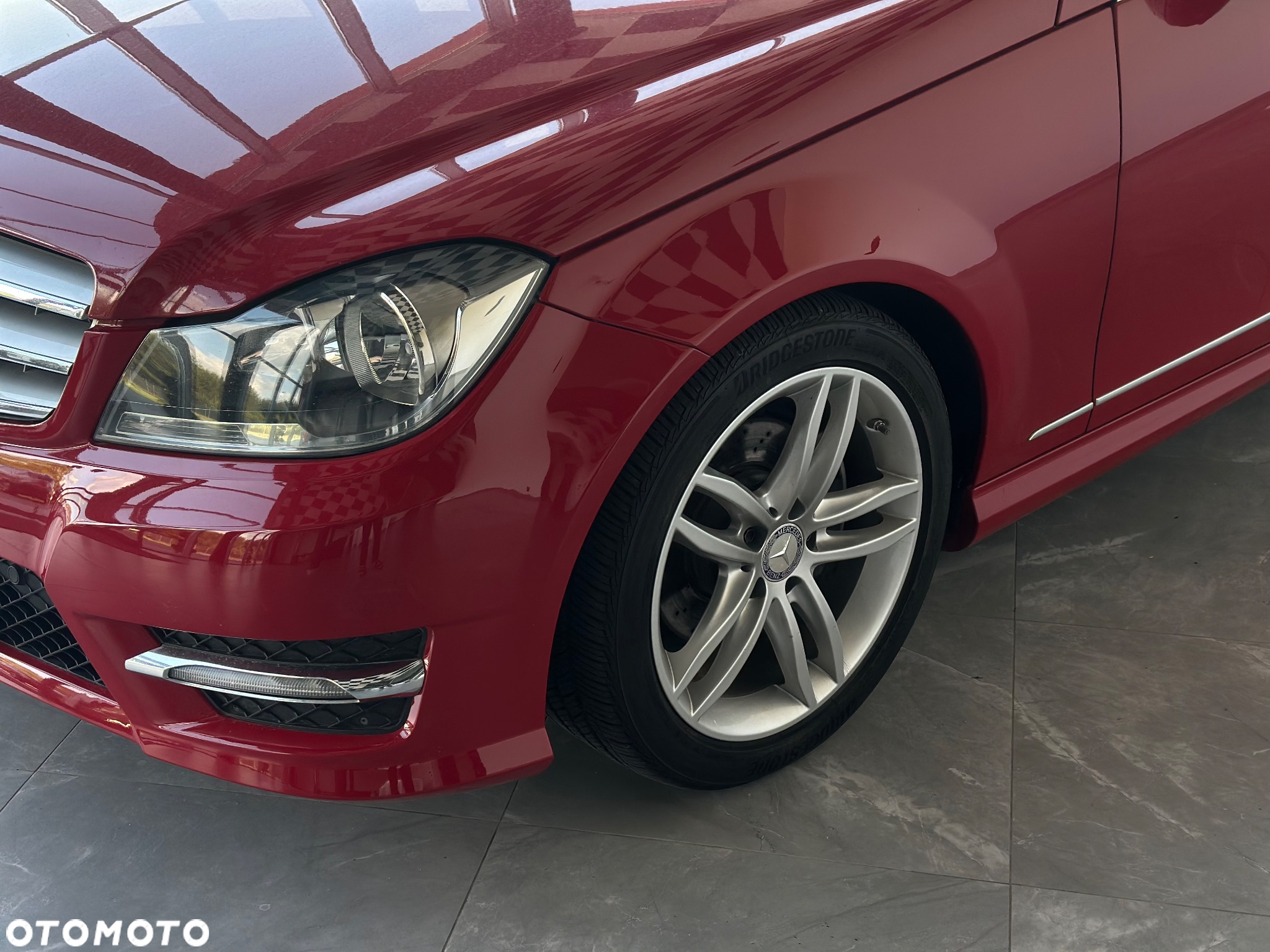 Mercedes-Benz Klasa C 250 CGI Automatik BlueEFFICIENCY - 16