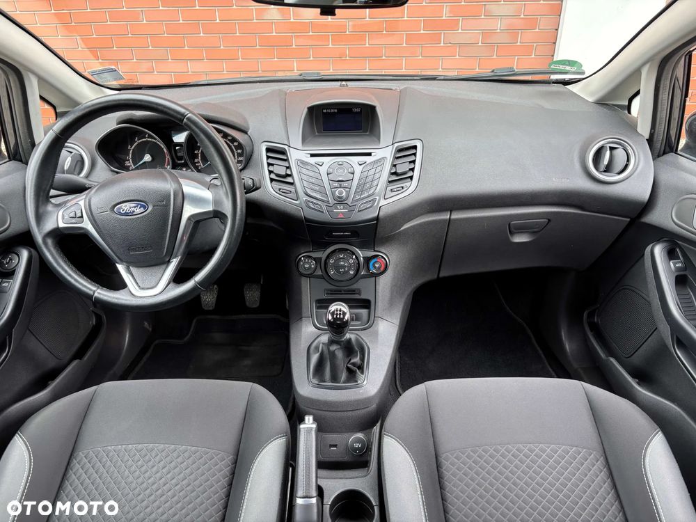 Ford Fiesta 1.25 Celebration - 22