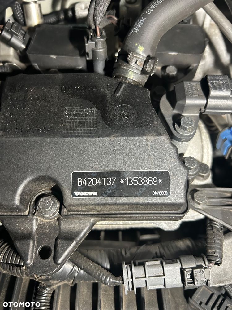 SILNIK VOLVO S60 V40 V60 2.0 T3 B4204T37 - 11