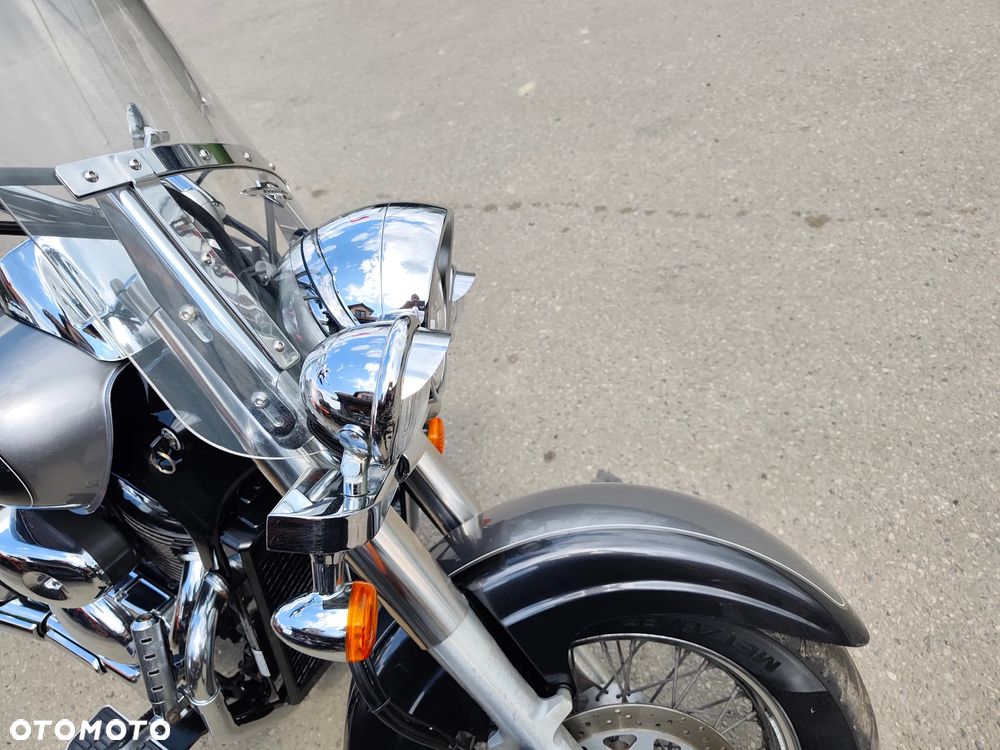 Suzuki VL 800 Volusia - Boulevard C50 - 26
