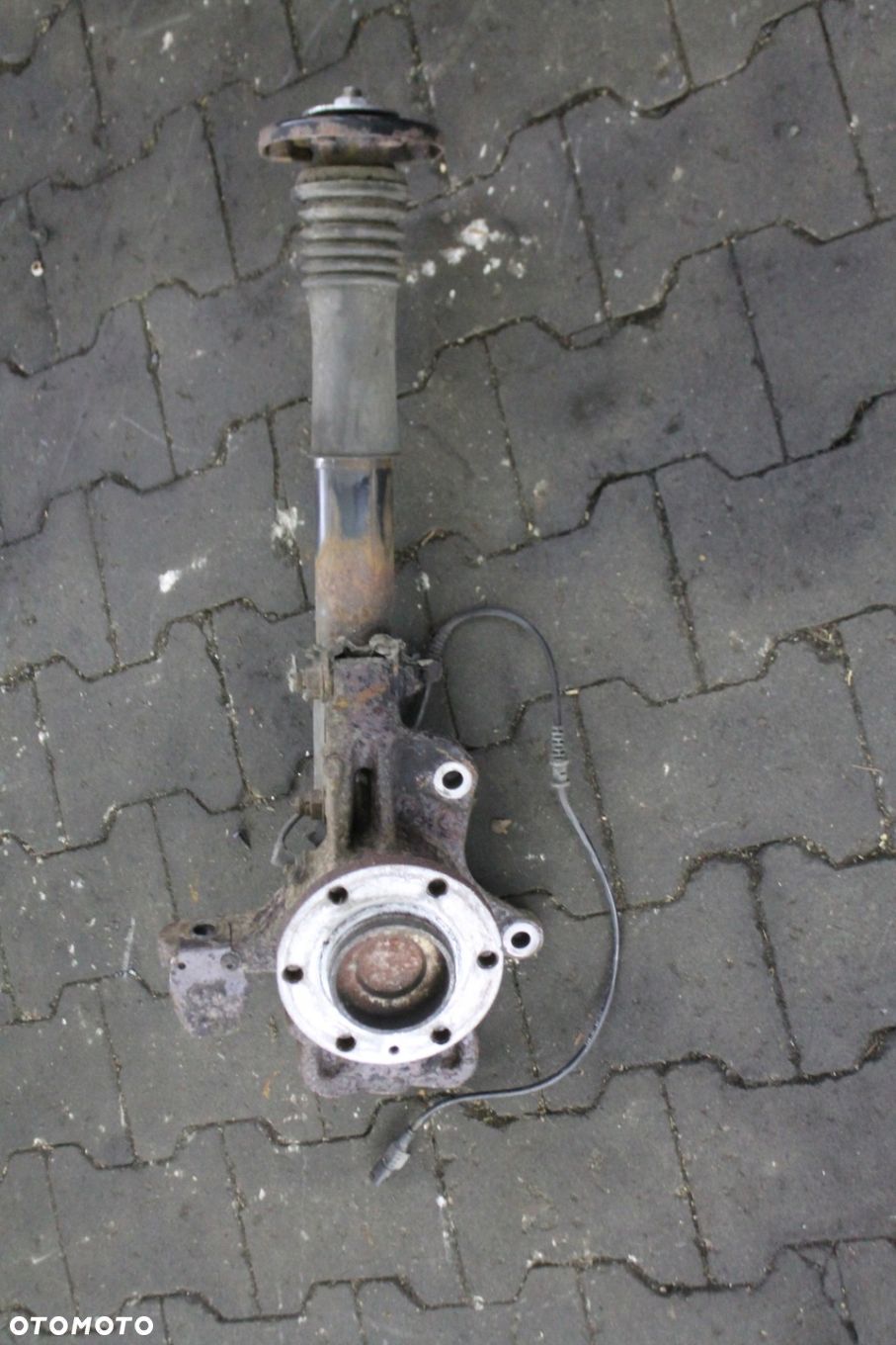 MCPHERSON ZWROTNICA PRAWY CRAFTER I 2.5 TDI 06-16 - 1