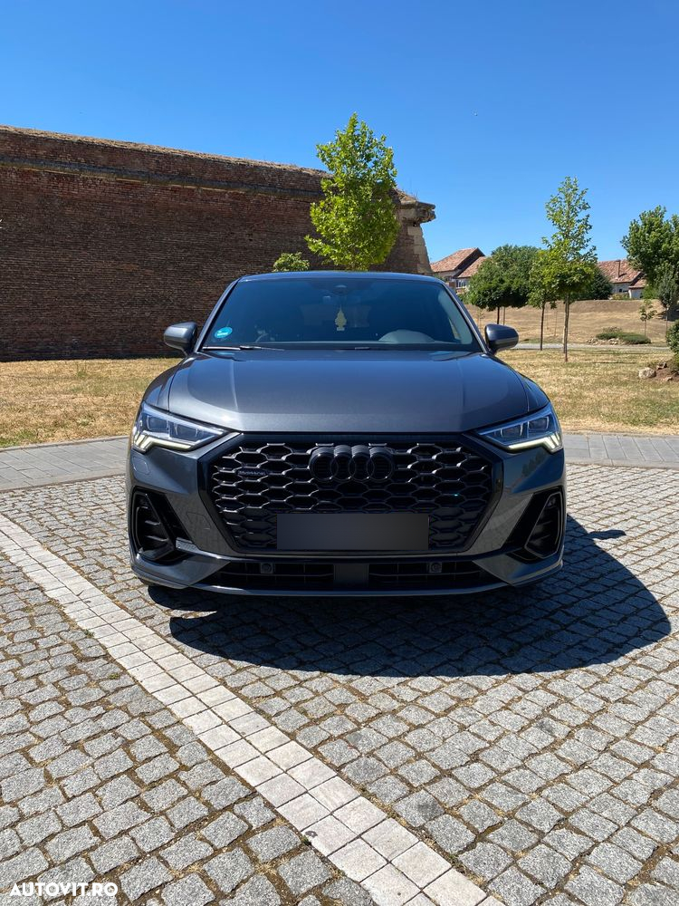 Audi Q3 Sportback 2.0 40 TDI quattro S tronic S Line - 3