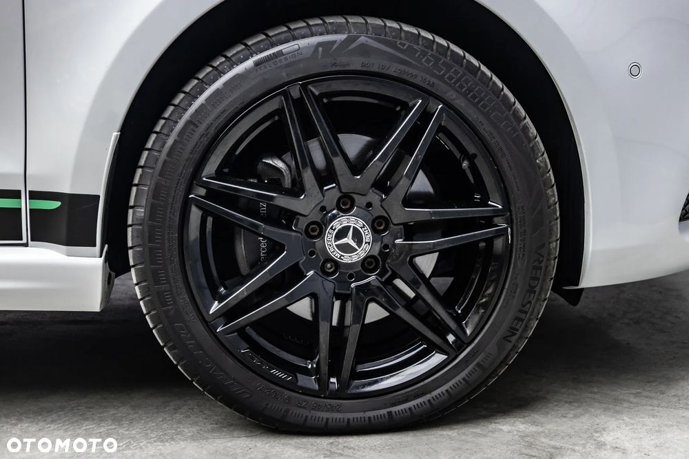 Mercedes-Benz Klasa V 300 d Exclusive 9G-Tronic (d³ugi) - 24