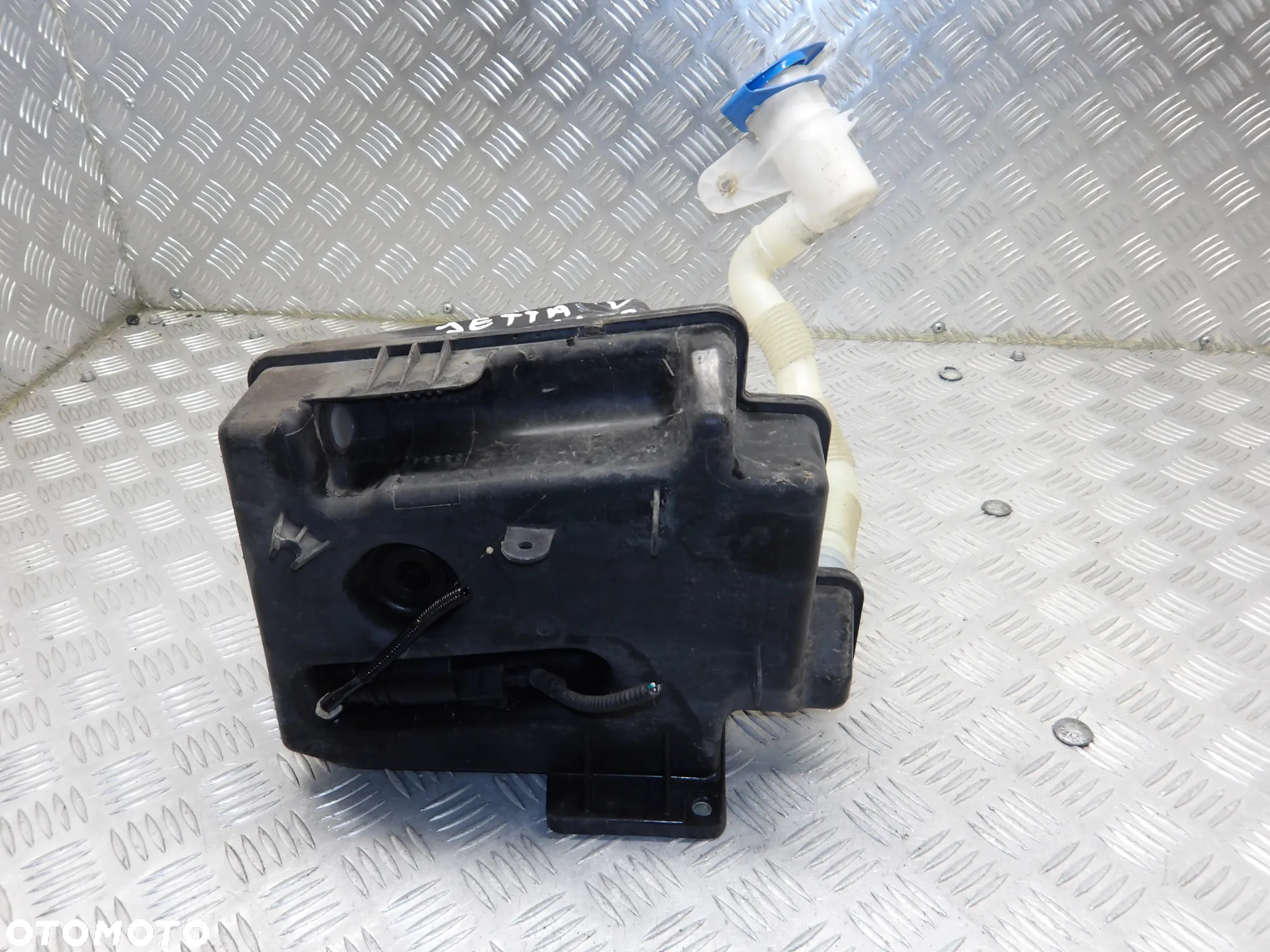 VW JETTA V 05-10  ZBIORNICZEK SPRYSKIWACZY 1K0955453 - 3