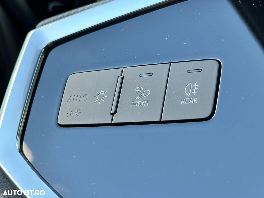 Audi Q3 2.0 35 TDI S tronic S Line - 29