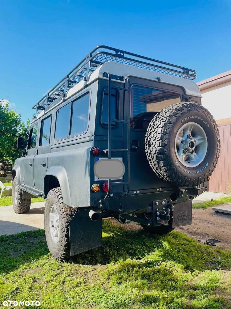 Land Rover Defender - 3