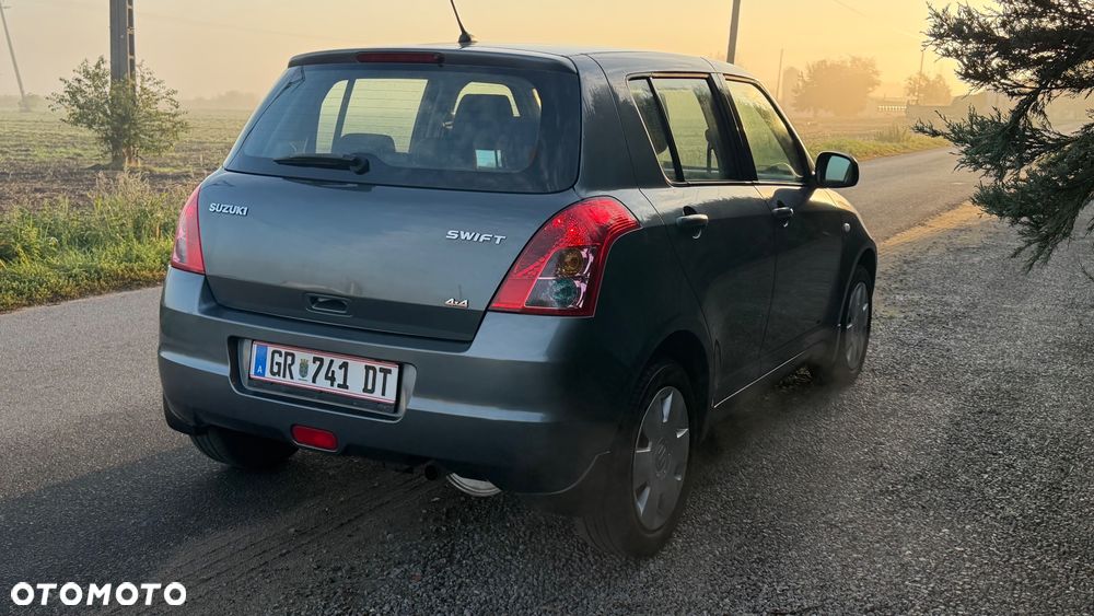 Suzuki Swift - 18