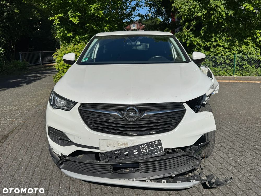 Opel Grandland X 1.2 Start/Stop Automatik Business Edition - 17