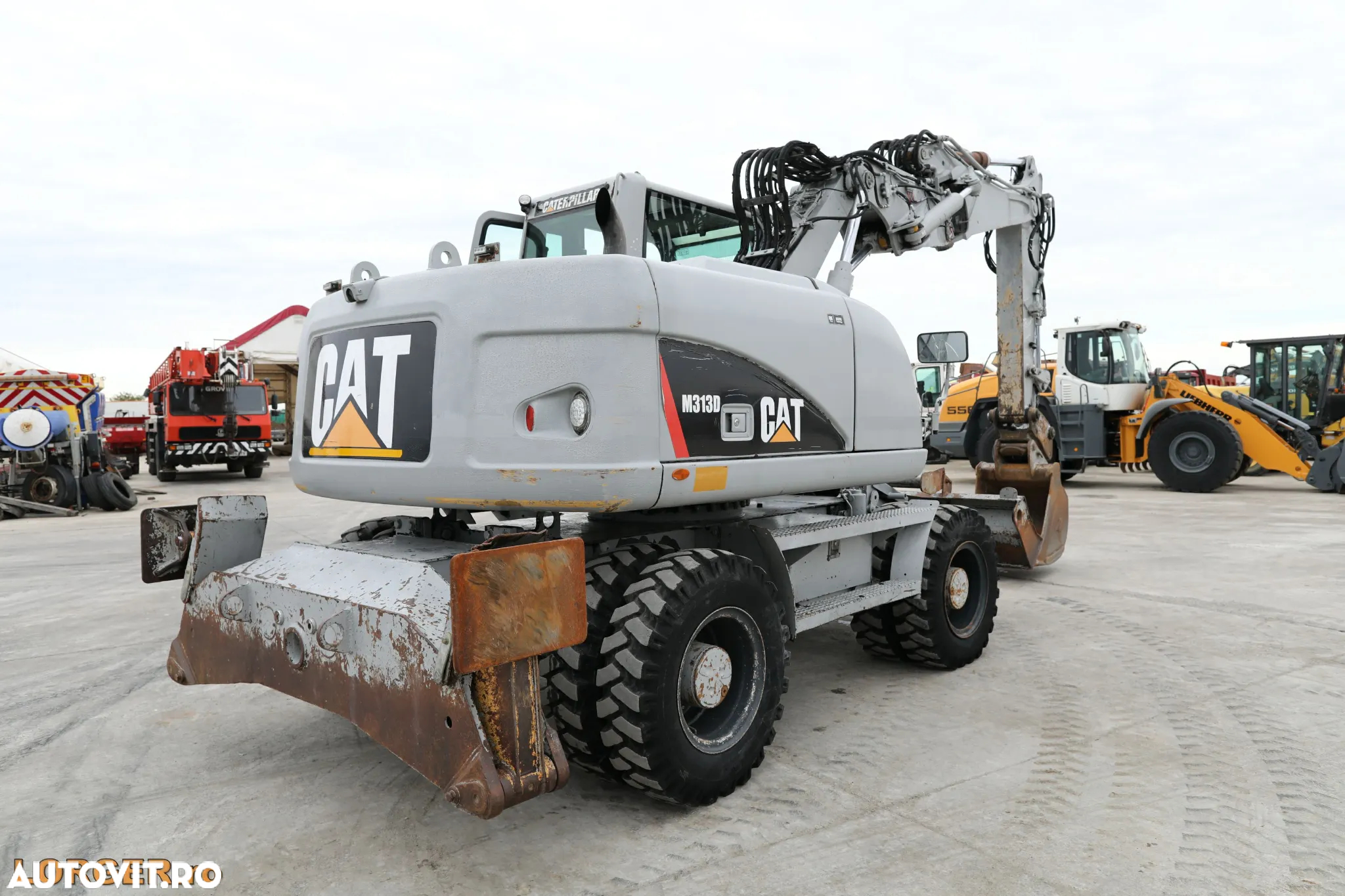 Caterpillar M313D - 3