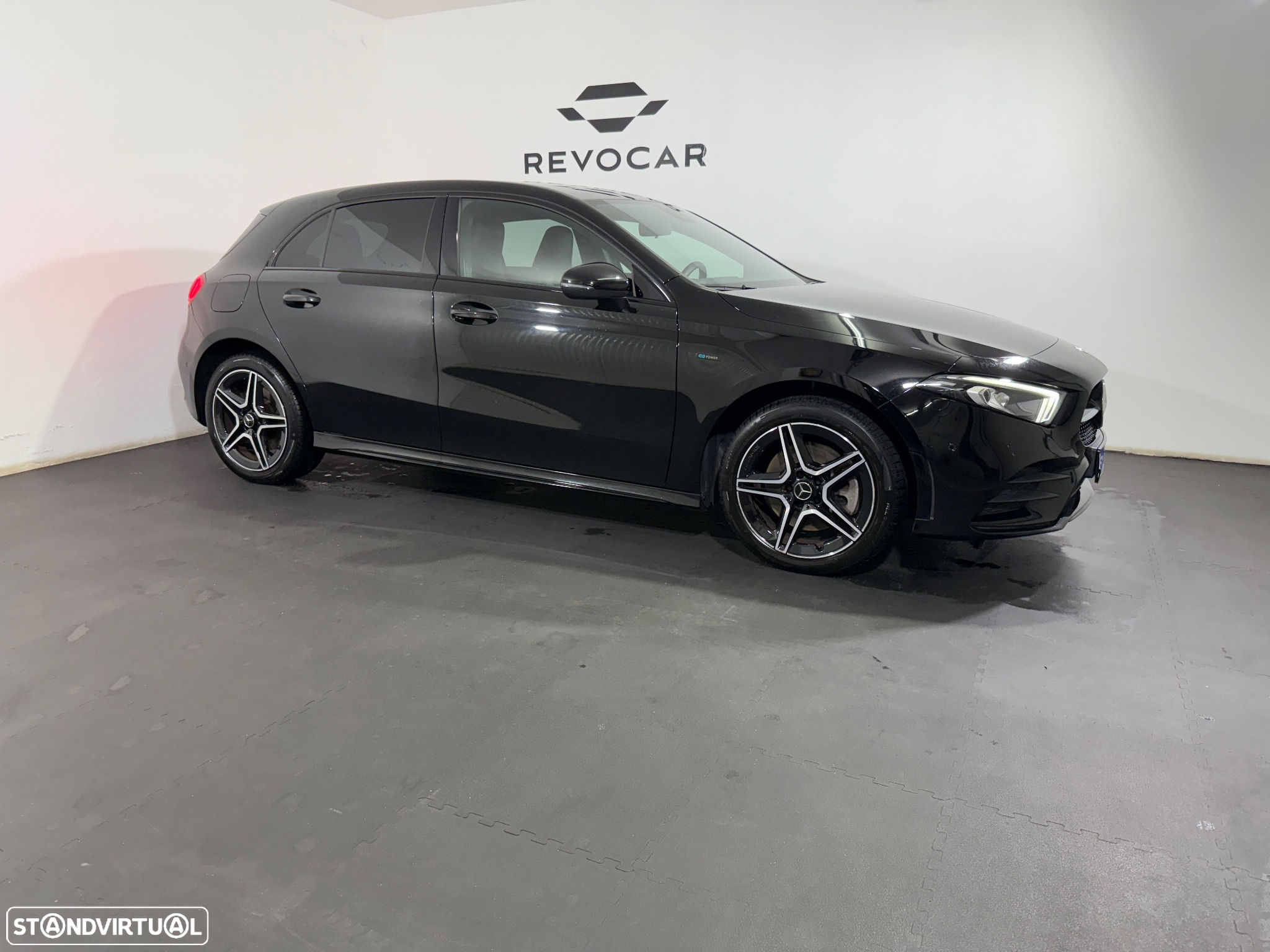 Mercedes-Benz A 250 e AMG Line - 37