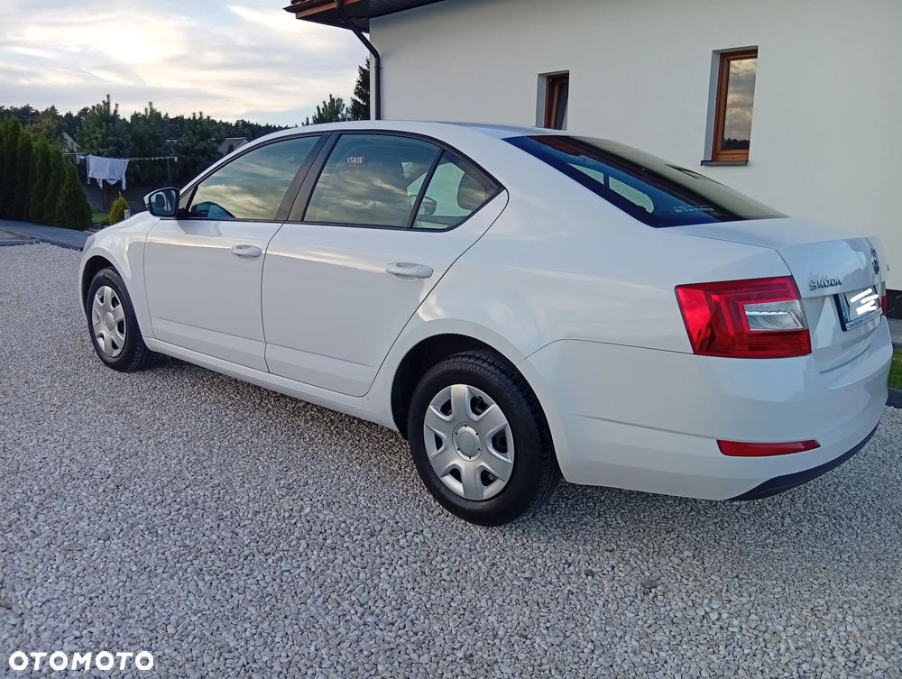 Skoda Octavia 1.6 TDI Active - 5