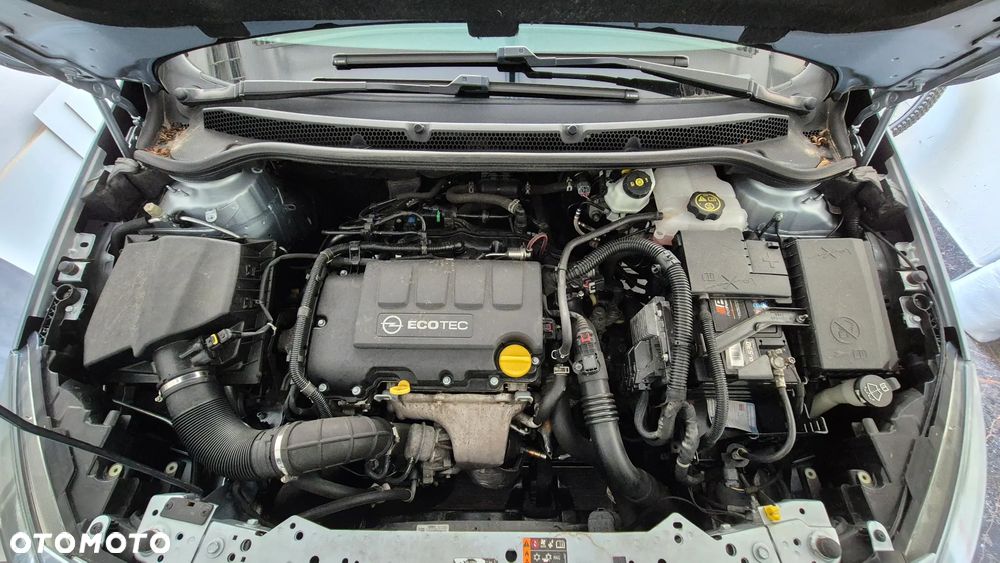 Opel Astra 1.4 T Enjoy EU6 - 18