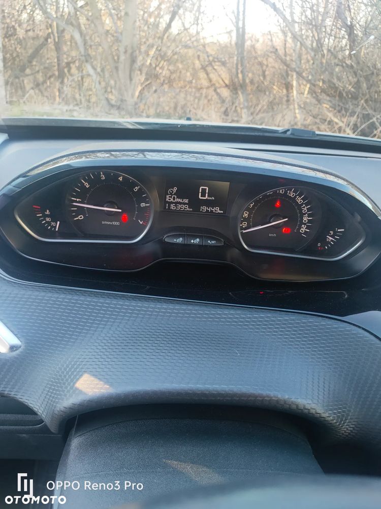 Peugeot 2008 1.2 VTi Allure - 6