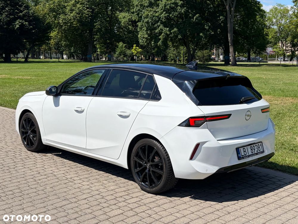 Opel Astra 1.2 Turbo Business Edition - 12