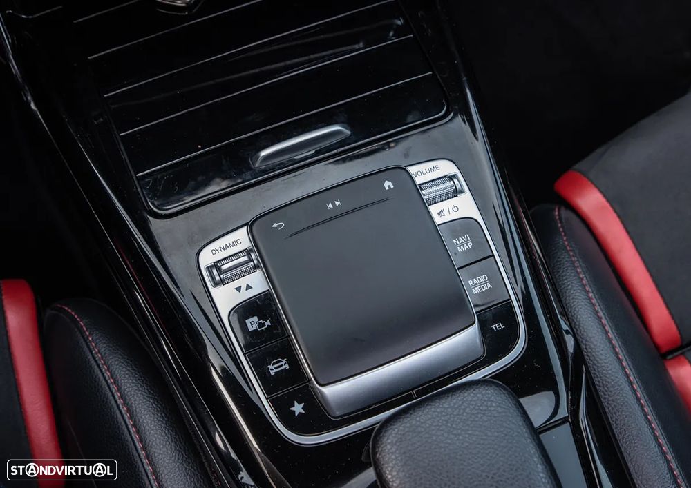 Mercedes-Benz A 35 AMG 4Matic Speedshift DCT 7G Advanced-Plus - 33