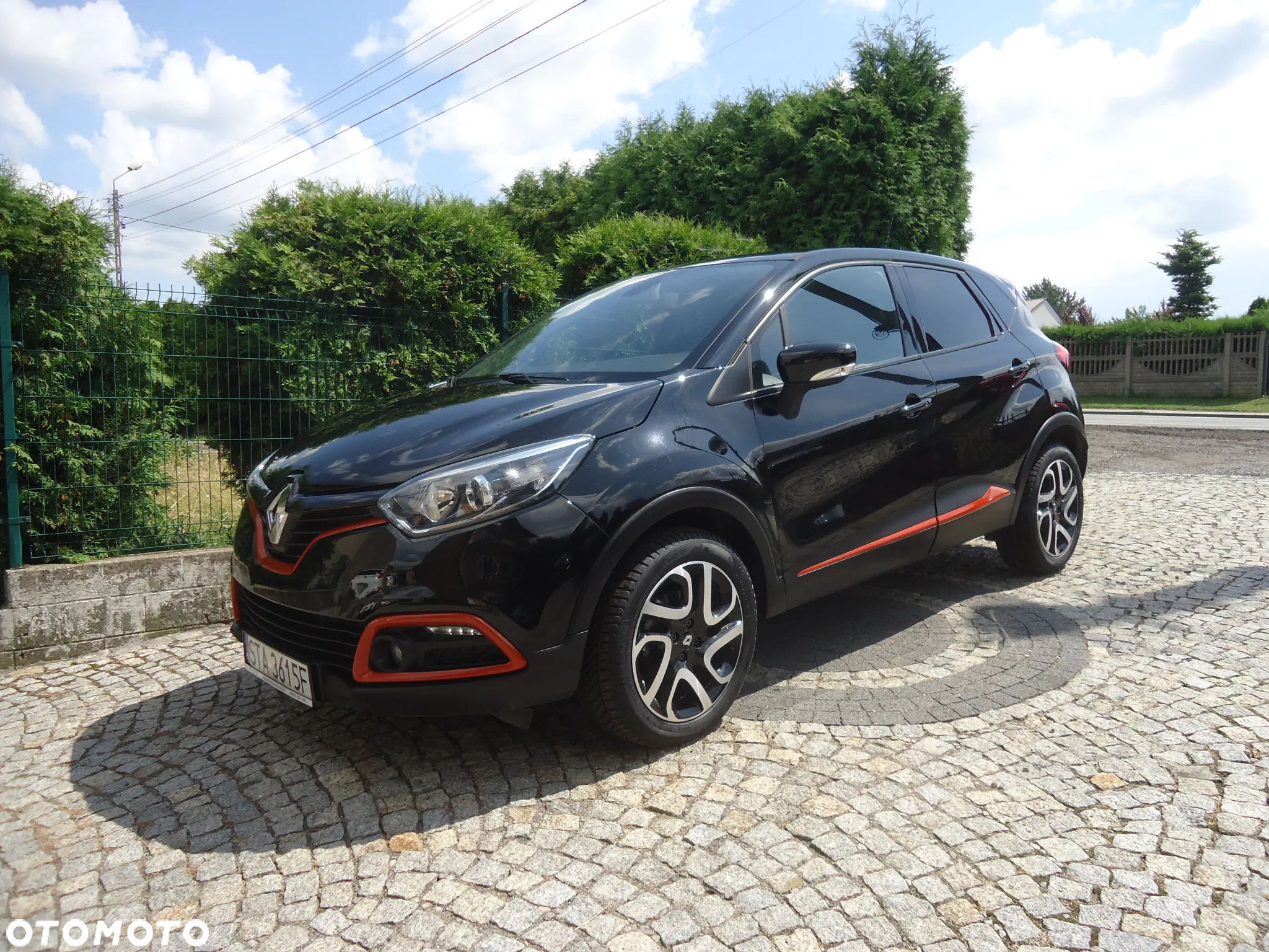 Renault Captur ENERGY TCe 120 EDC Intens - 3