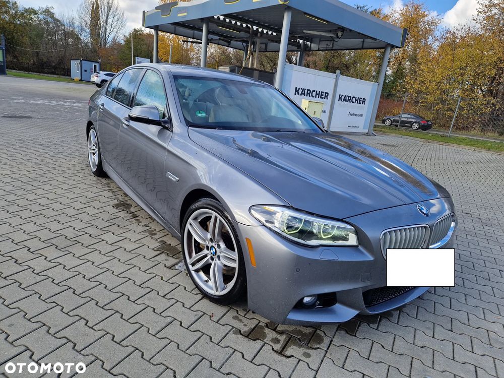 BMW Seria 5 550i Sport-Aut - 2