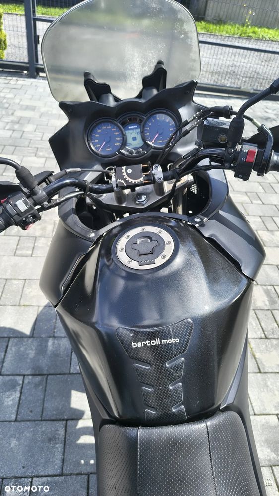 Suzuki V-STROM - 5