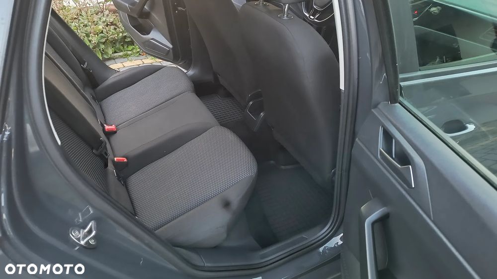 Volkswagen Polo - 15
